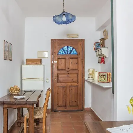 Mononaftis By Interhome